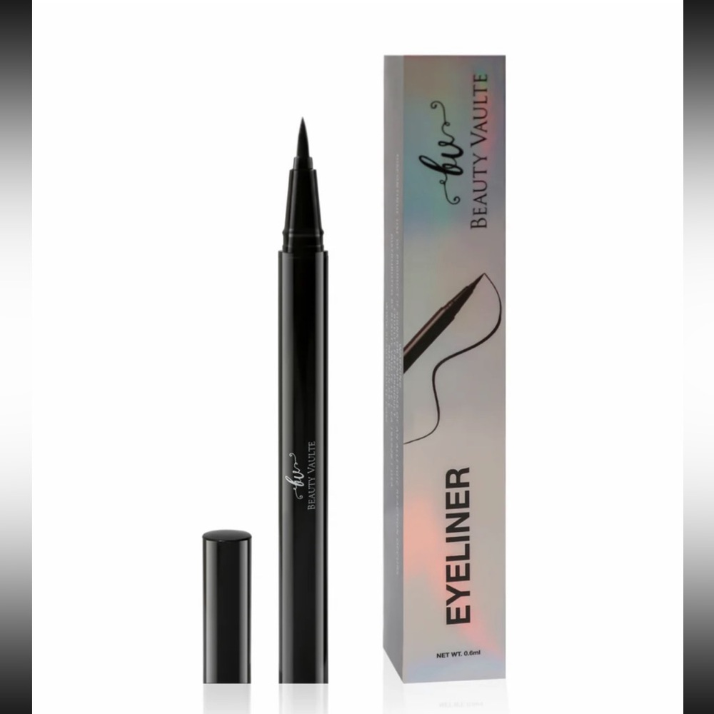 Beauty Vaulte, NWT - Liquid Eyeliner in Black